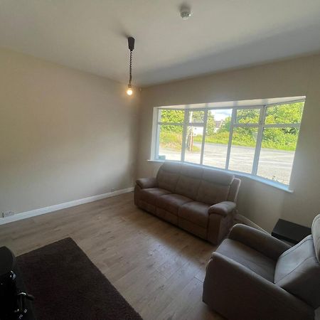 Yeats Lodge Self Catering Apartment And Bar Galway Eksteriør billede