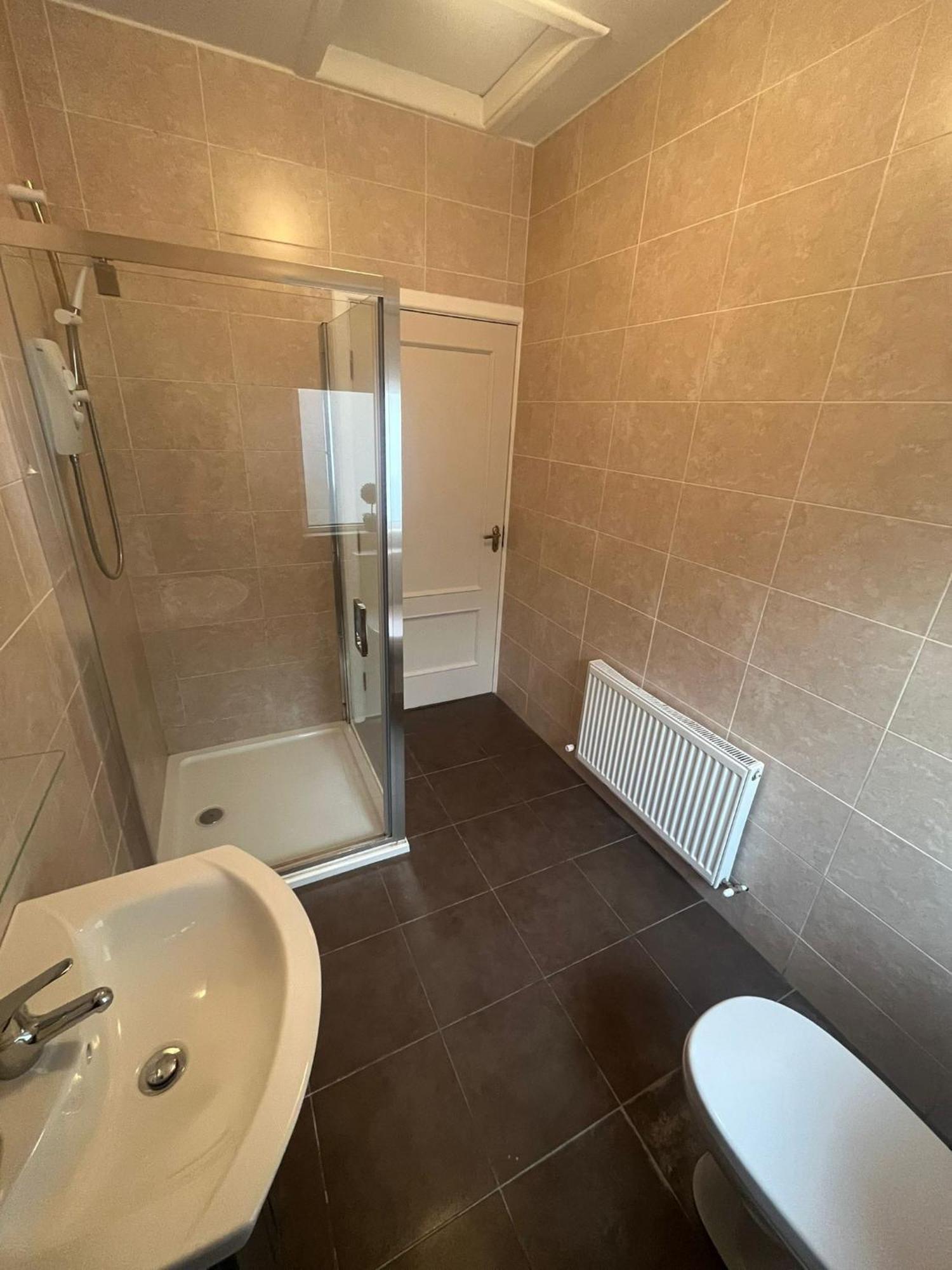 Yeats Lodge Self Catering Apartment And Bar Galway Eksteriør billede
