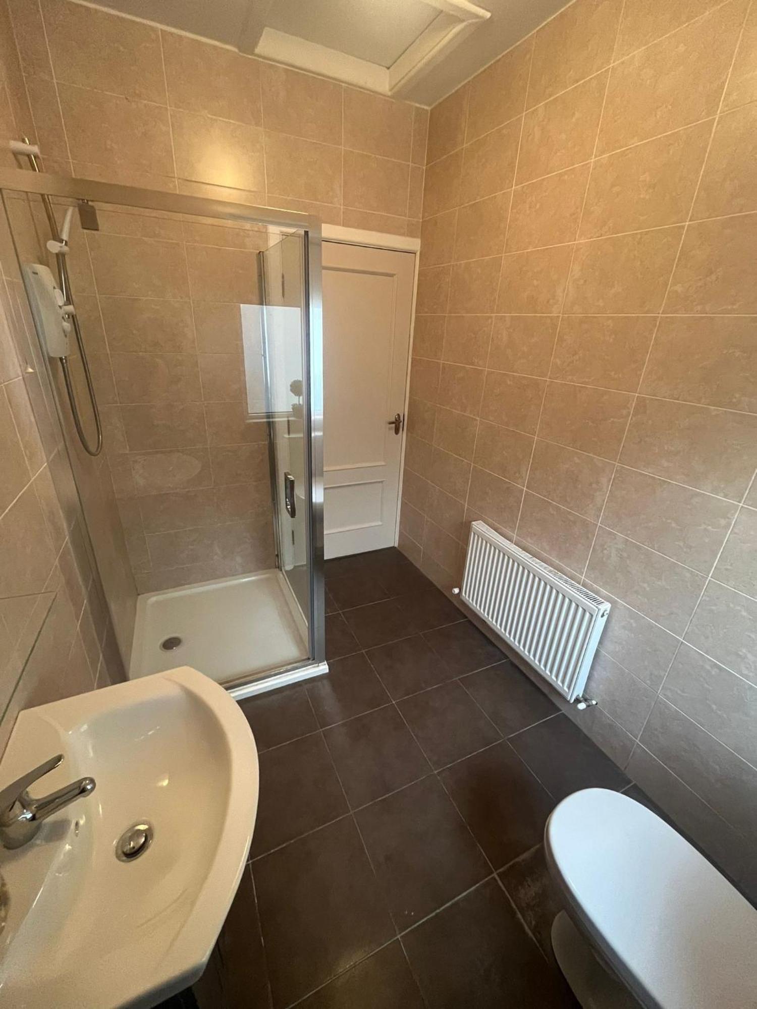 Yeats Lodge Self Catering Apartment And Bar Galway Eksteriør billede
